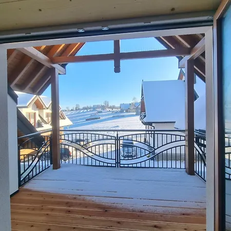 Biolo Izba * Czerwienne