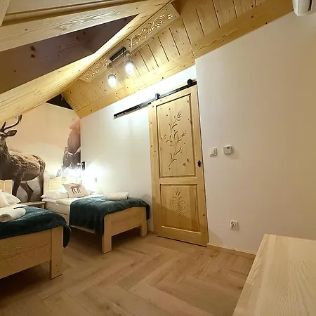 Biolo Izba * Czerwienne