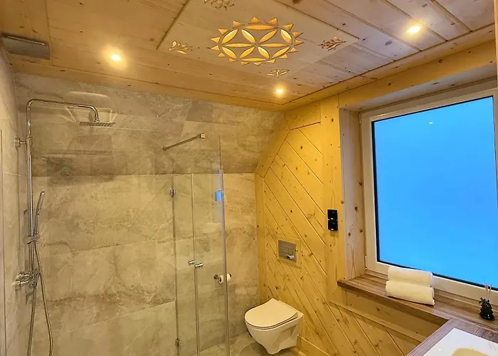 Biolo Izba * Czerwienne